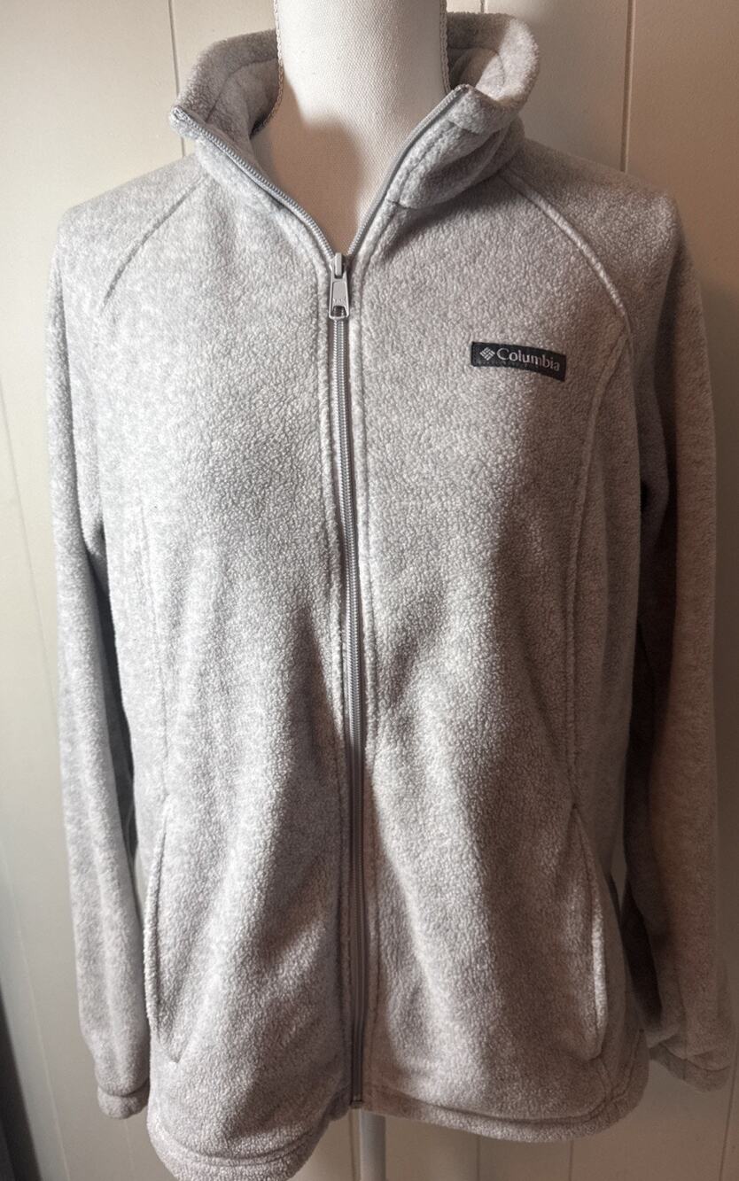 Columbia Women’s Light Gray Fleece Jacket Size Large CC